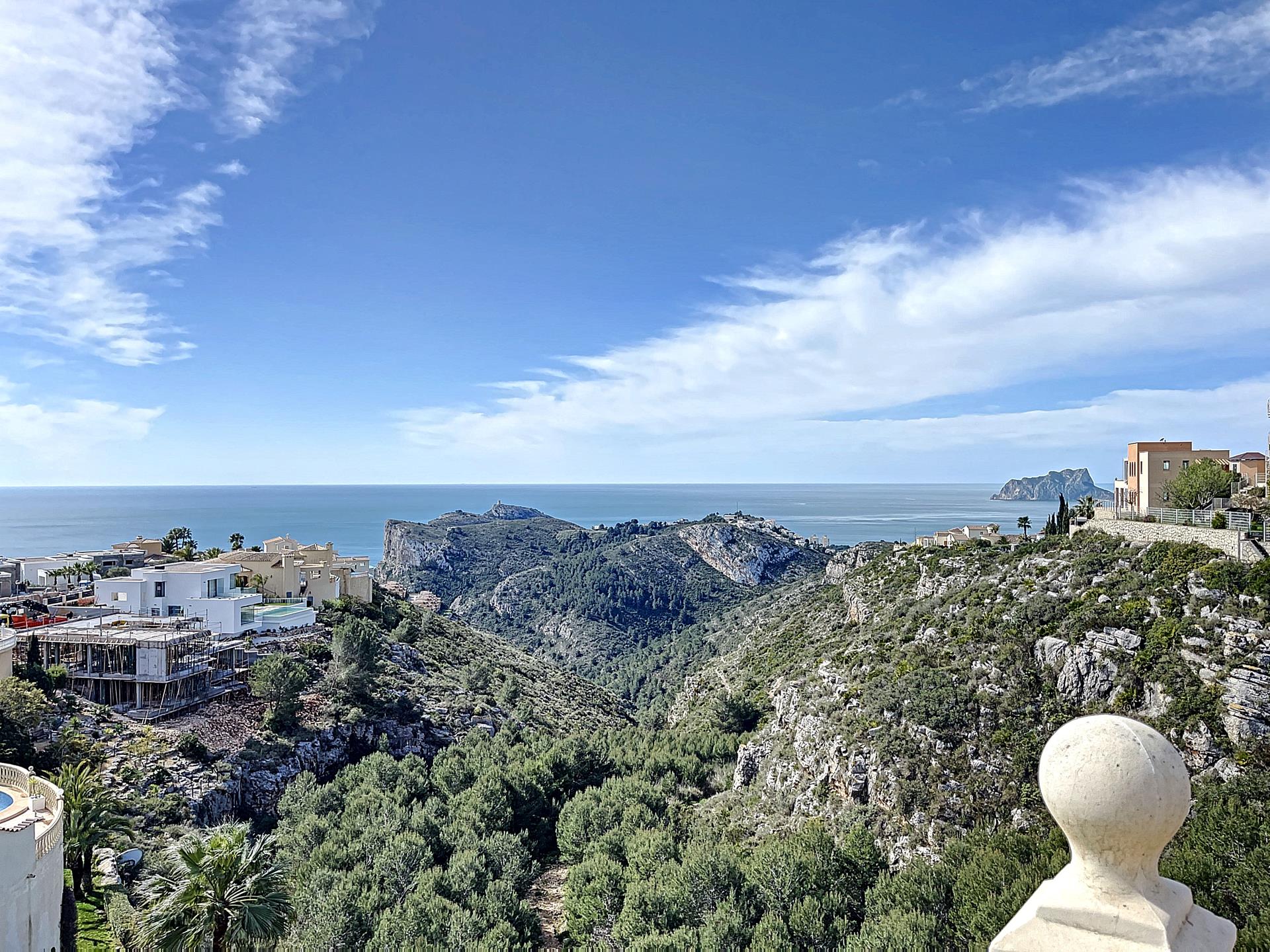 Villas for sale in Cumbre del Sol Villas for sale in Cumbre del Sol