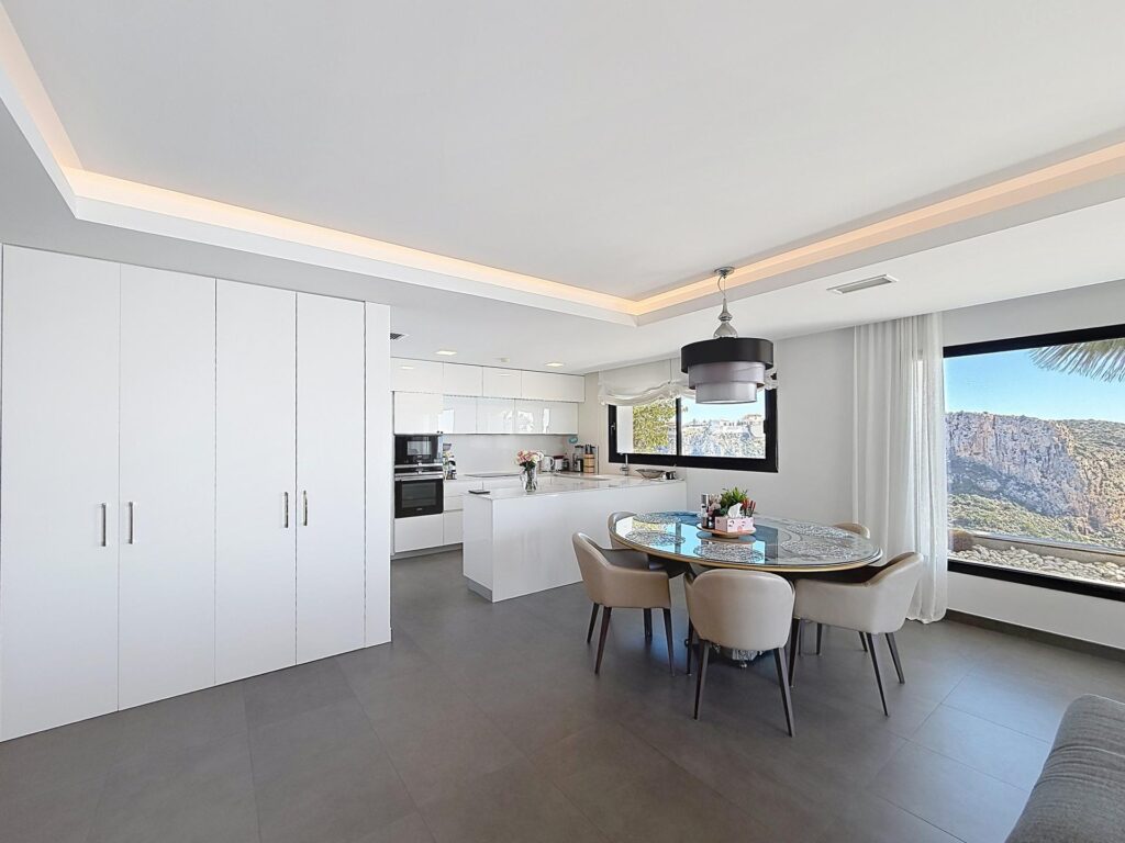 Cumbre del Sol modern luxury apartment with spectacular panoramic views of the sea and cliffs. 14