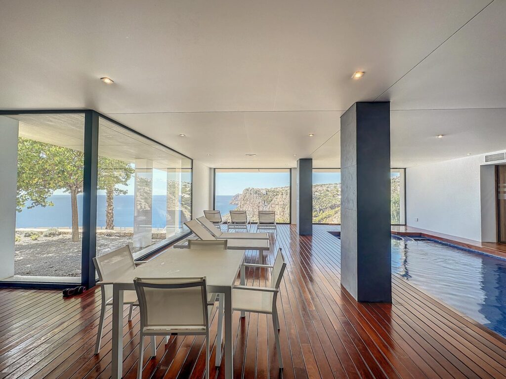 Cumbre del Sol modern luxury apartment with spectacular panoramic views of the sea and cliffs. 46