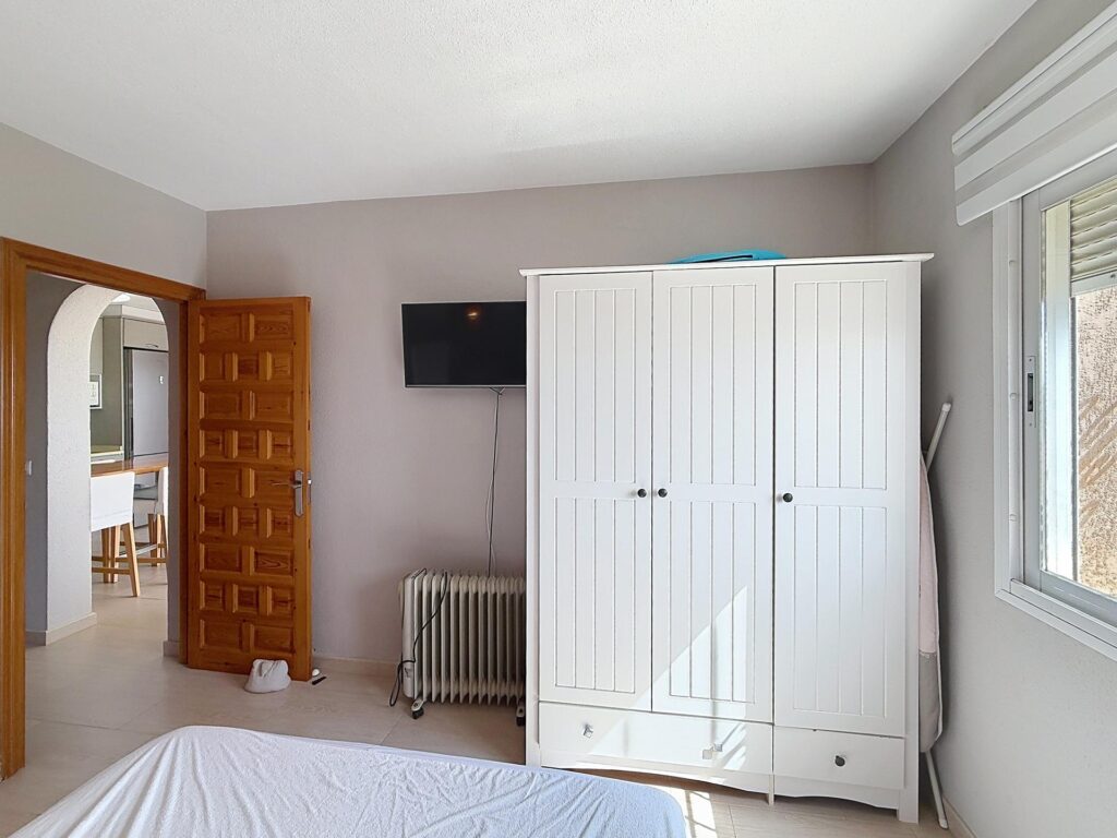 Cumbre del Sol renovated apartment with sea views 22