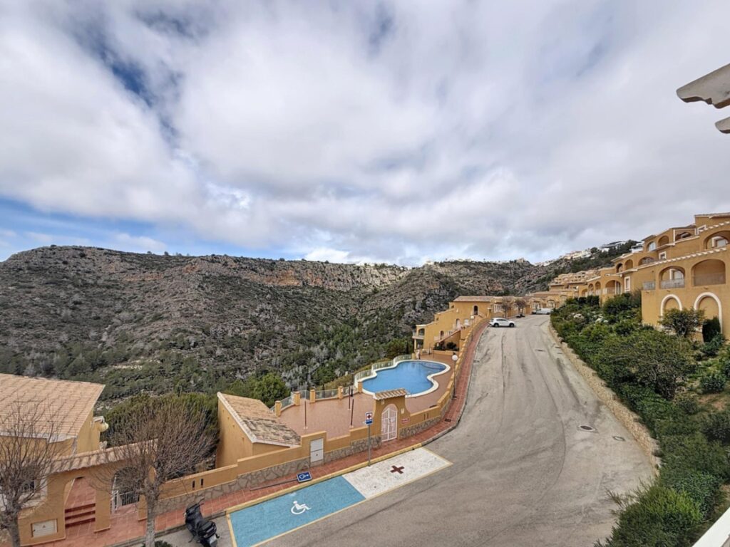 Cumbre del Sol apartment in Pueblo Montecala 12