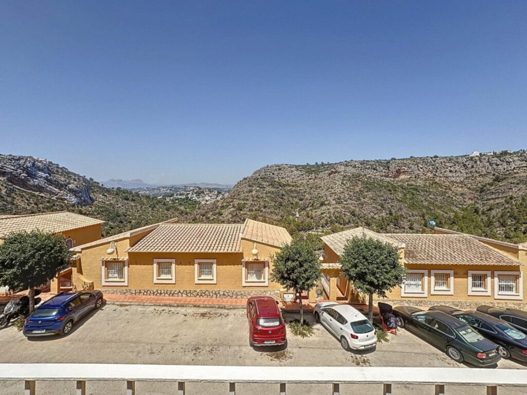 Cumbre del Sol apartment with views of the Moraira valley 25