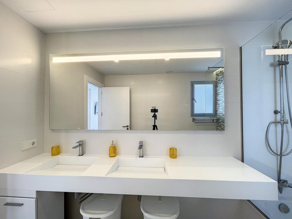 Modern villa with sea views and private pool 33