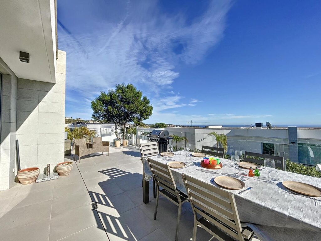 Modern villa with sea views and private pool 52