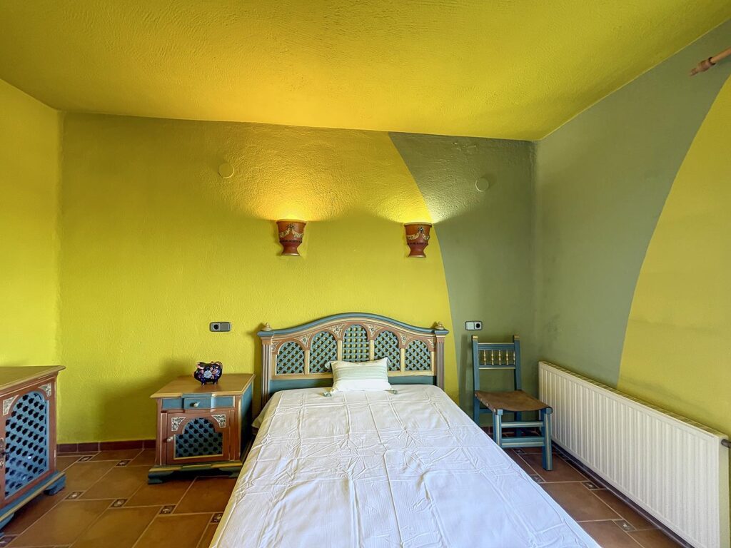 Stunning villa with sea views 26