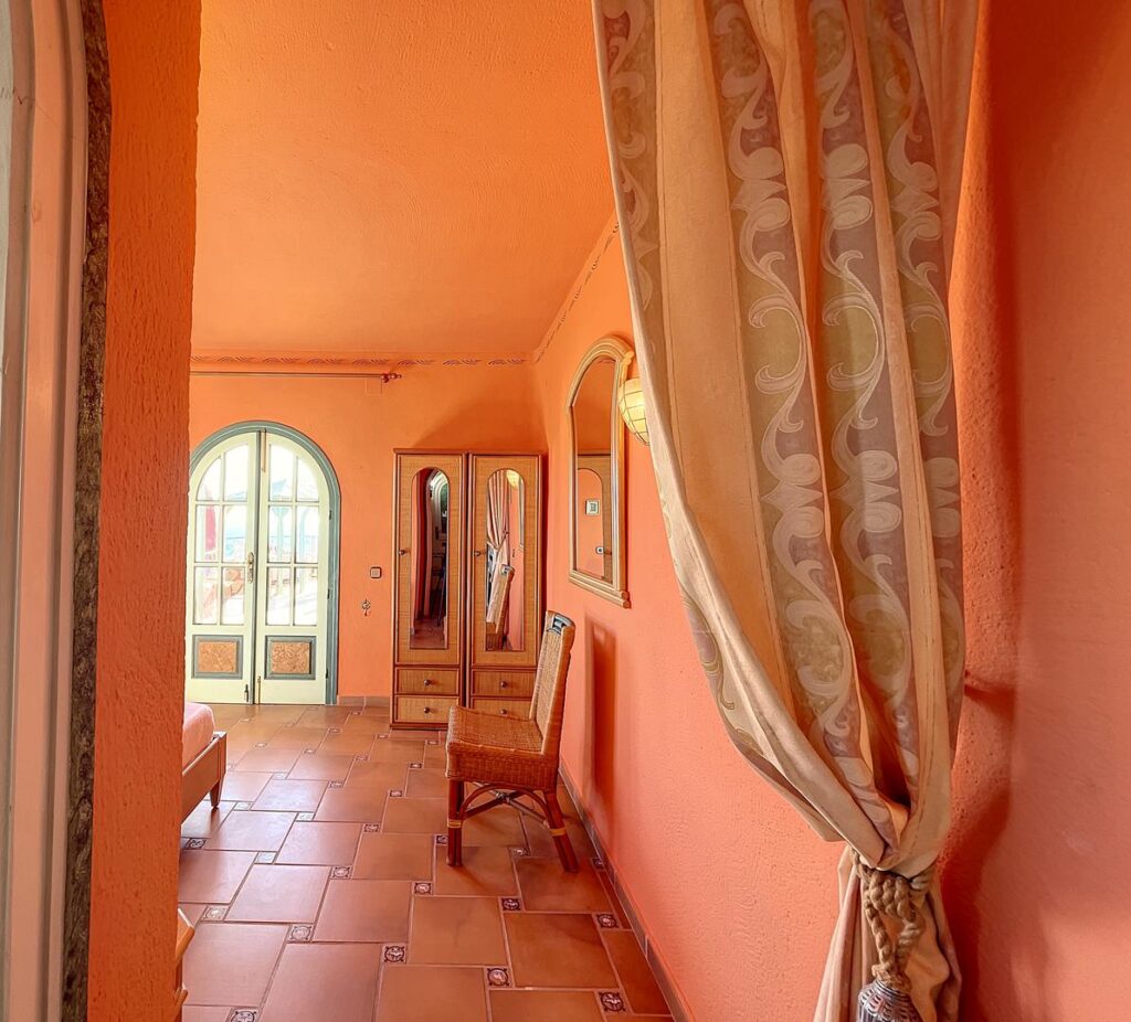 Stunning villa with sea views 33