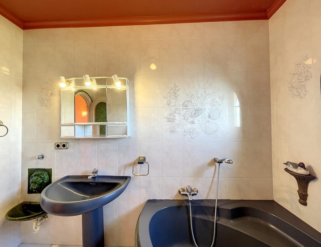 Stunning villa with sea views 40