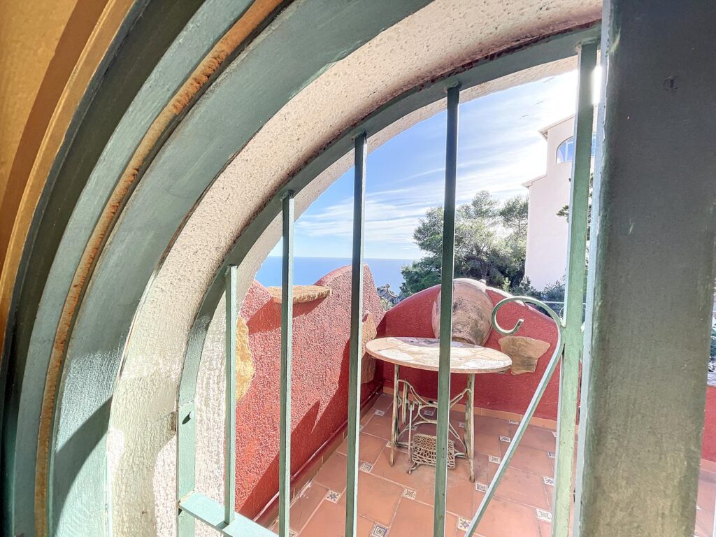 Stunning villa with sea views 45