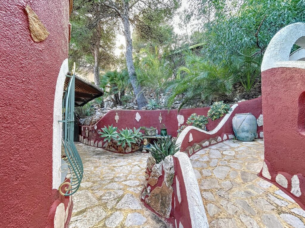 Stunning villa with sea views 64