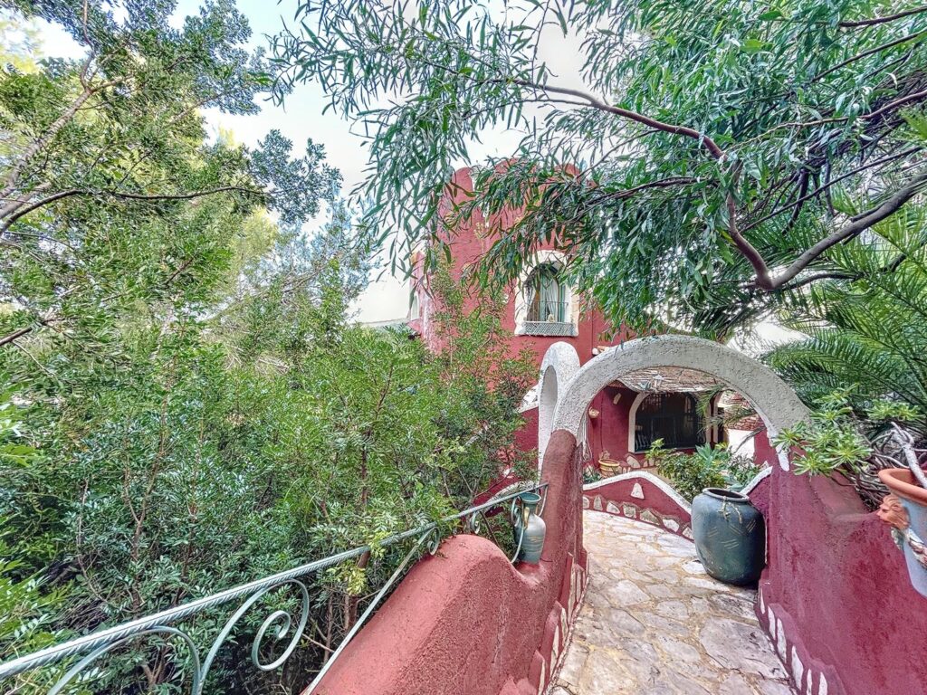 Stunning villa with sea views 66