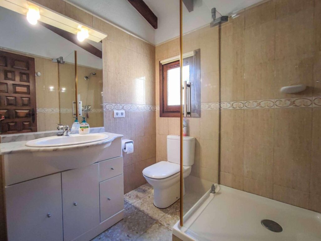 Cumbre del Sol: a Mediterranean-style villa with stunning sea views 21