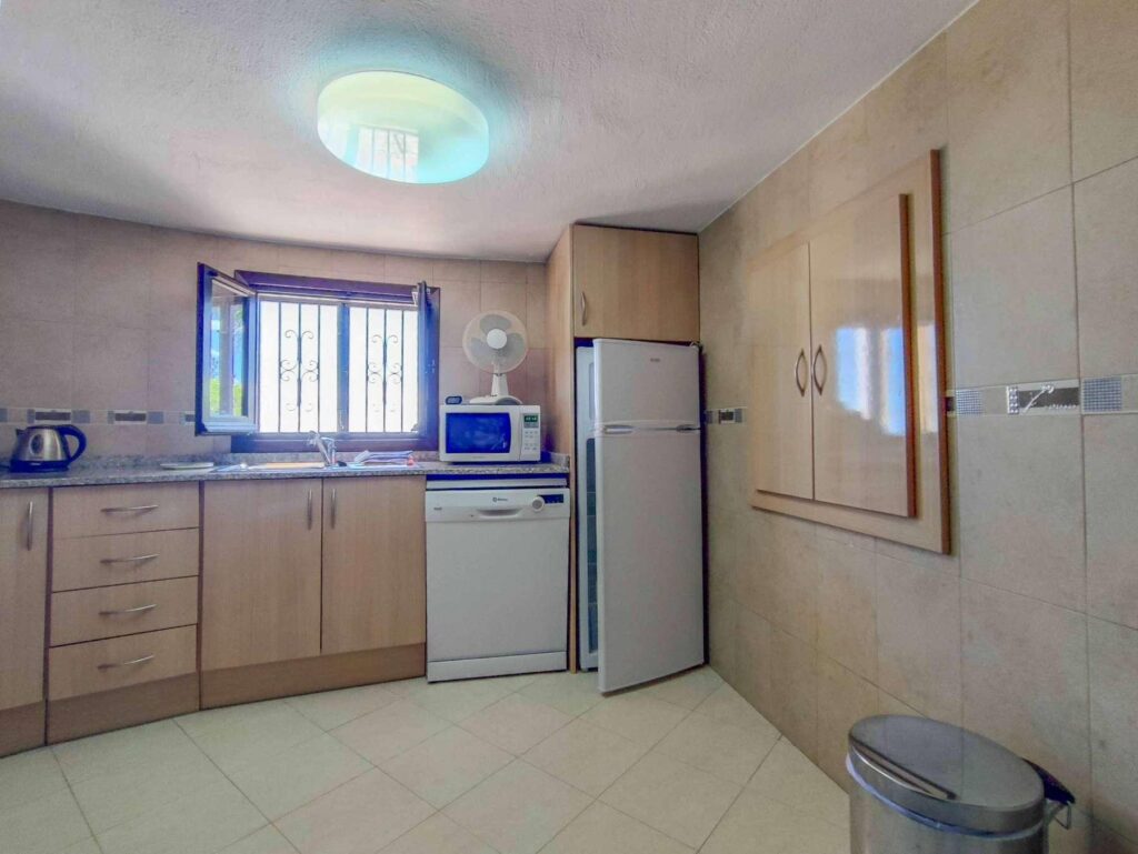 Cumbre del Sol: a Mediterranean-style villa with stunning sea views 28