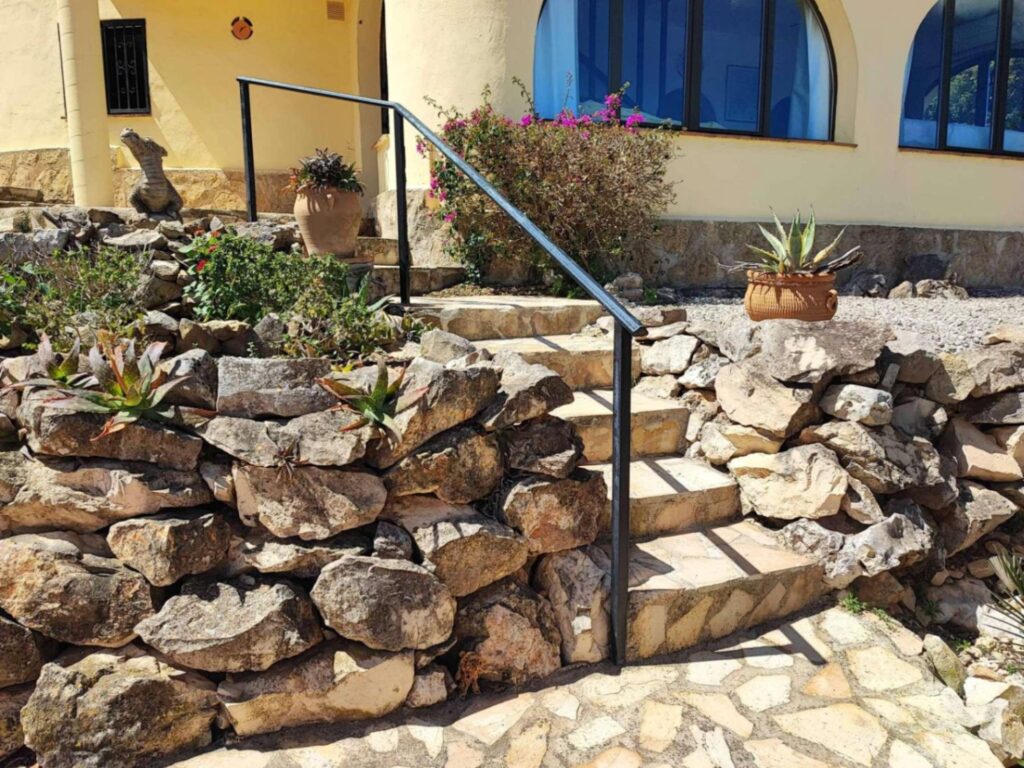 Cumbre del Sol: a Mediterranean-style villa with stunning sea views 34