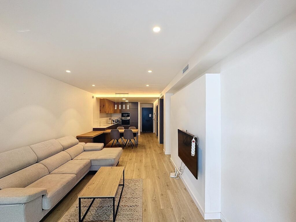 Cumbre del Sol, modern apartment with private garden 7