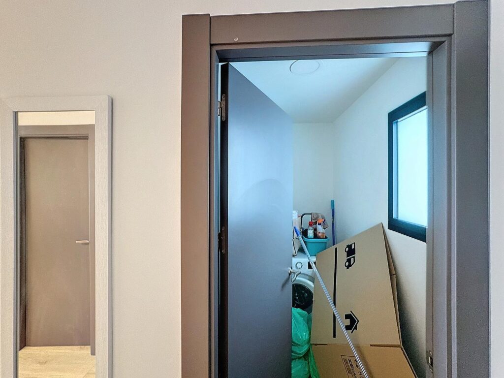 Cumbre del Sol, modern apartment with private garden 22