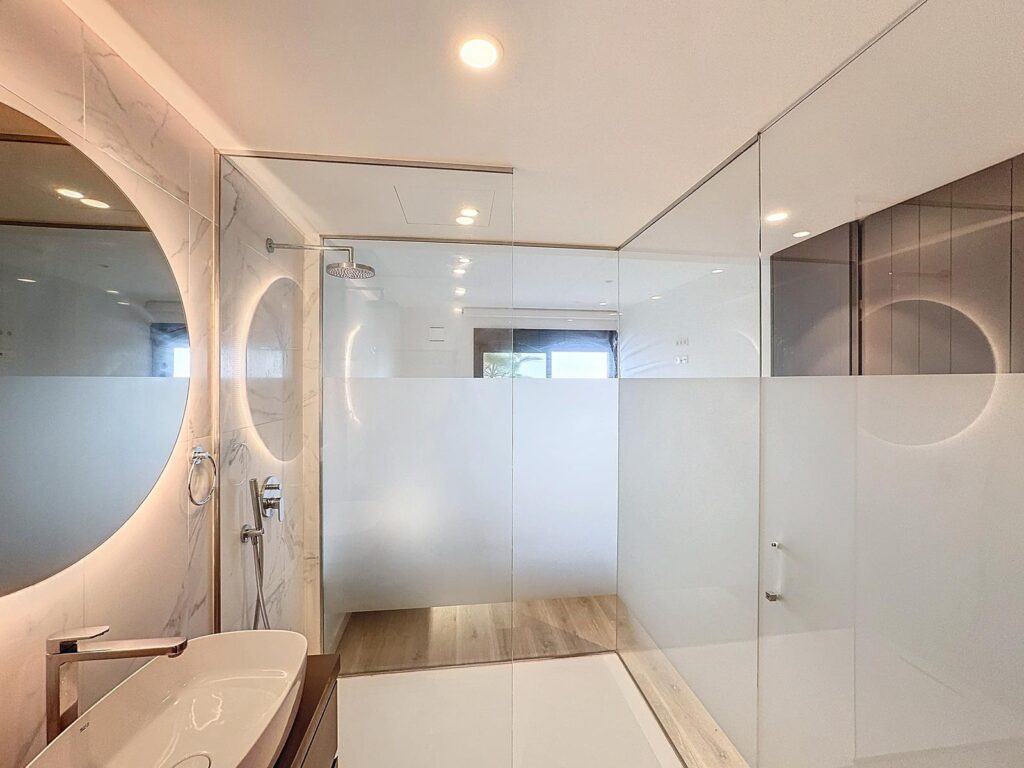 Cumbre del Sol, modern apartment with private garden 29