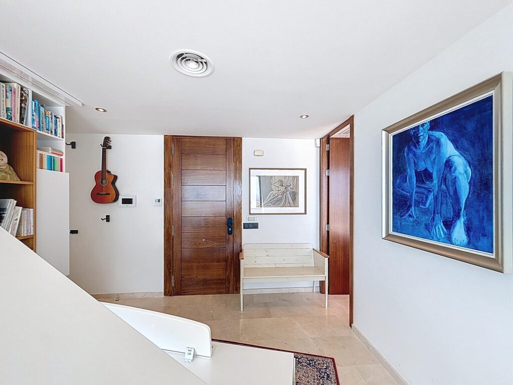 Cumbre del Sol modern villa with panoramic sea views 8