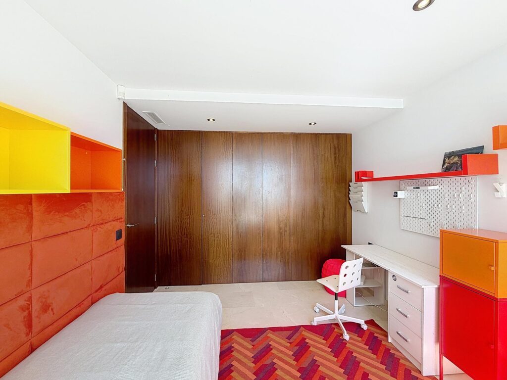 Cumbre del Sol modern villa with panoramic sea views 10