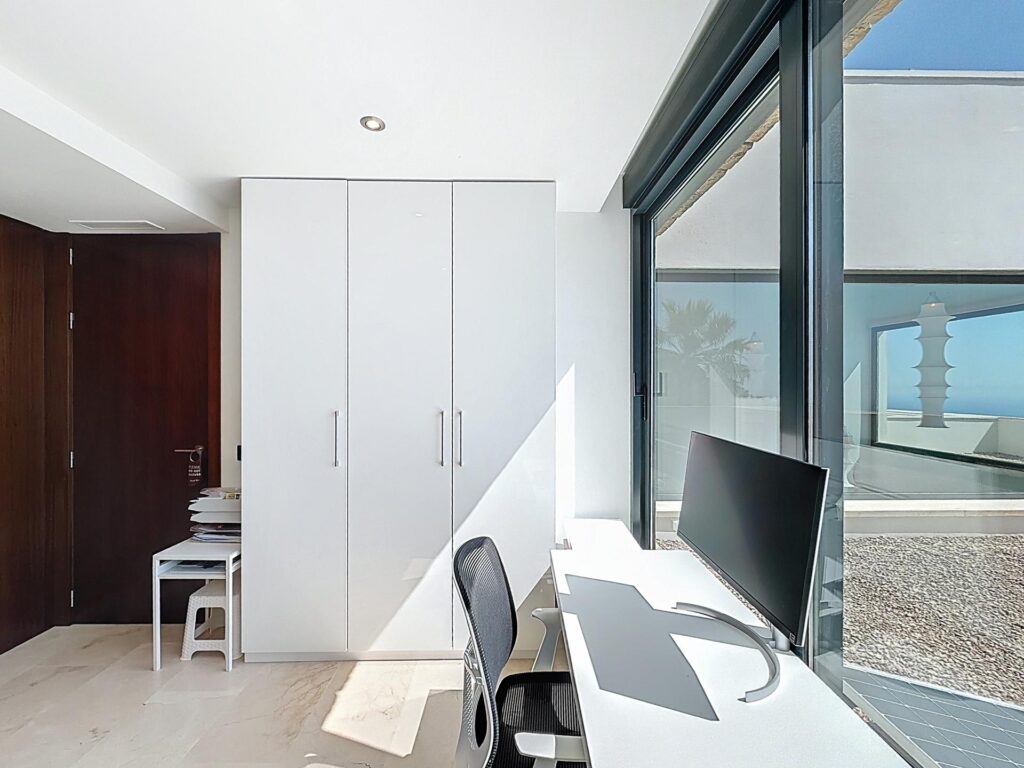 Cumbre del Sol modern villa with panoramic sea views 15