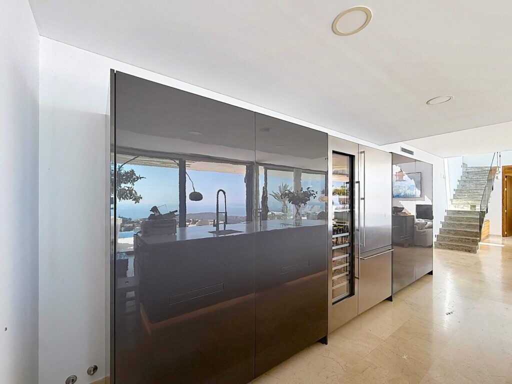 Cumbre del Sol modern villa with panoramic sea views 21