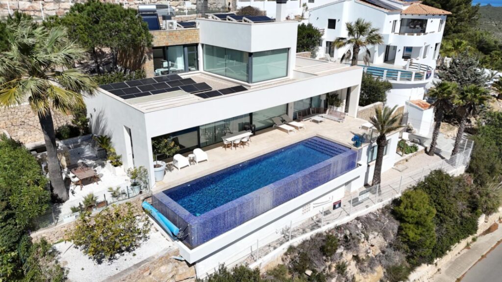 Cumbre del Sol modern villa with panoramic sea views 52