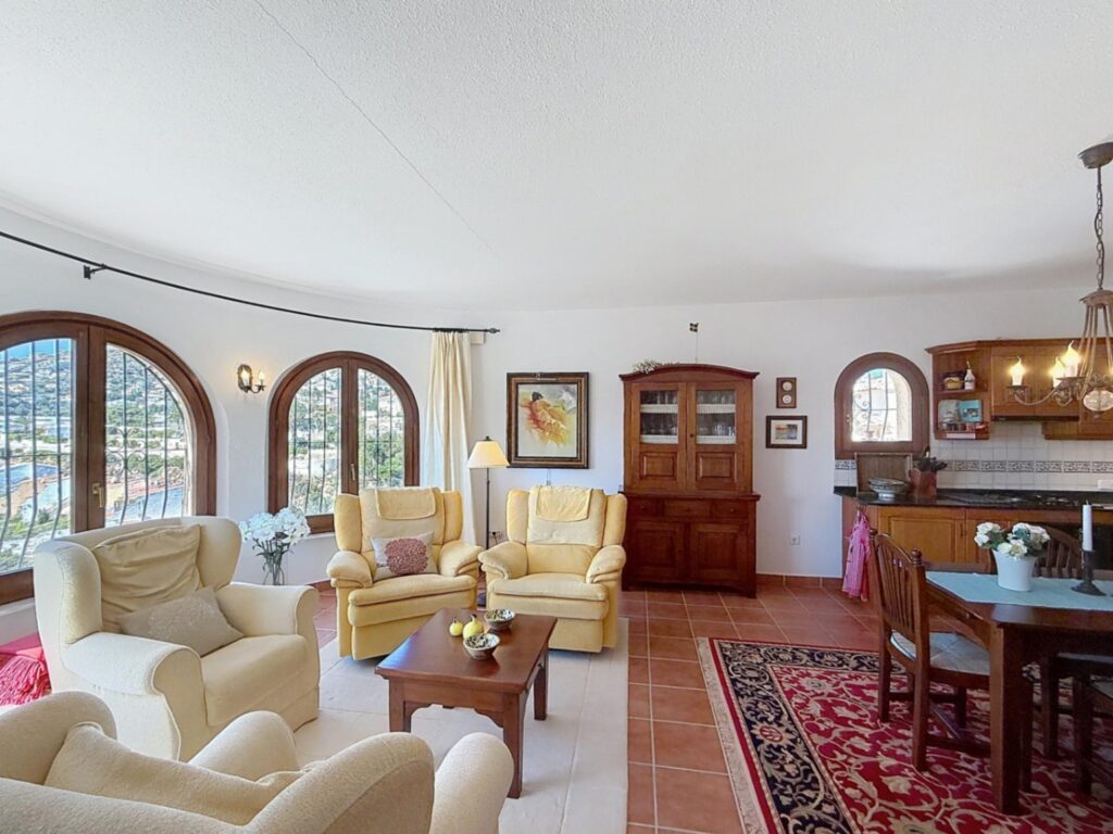 Cumbre del Sol villa with spectacular views of the sea and cliffs. 11