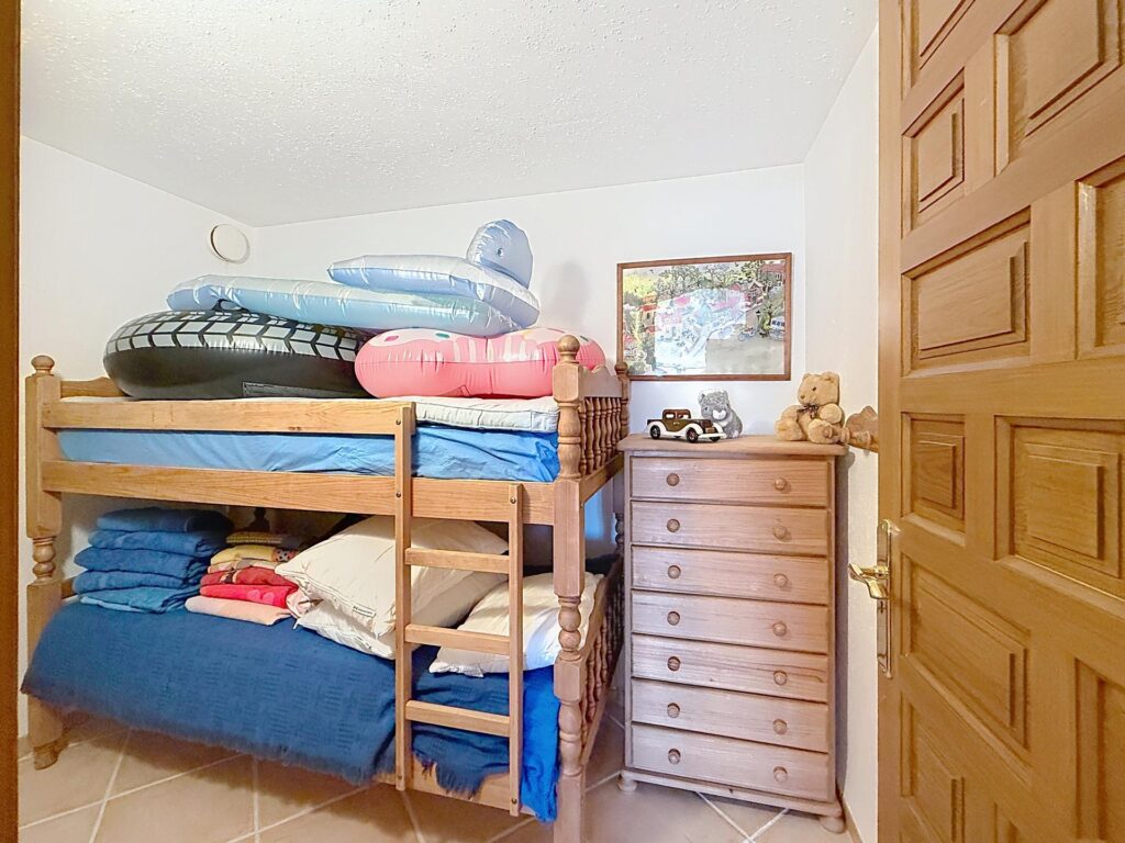 Cumbre del Sol villa with spectacular views of the sea and cliffs. 57