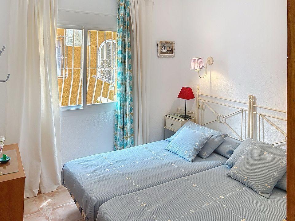 Cumbre del Sol apartment with spectacular panoramic sea views 16