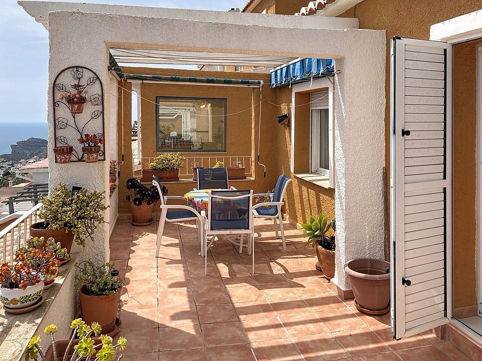 Cumbre del Sol apartment with spectacular panoramic sea views 23