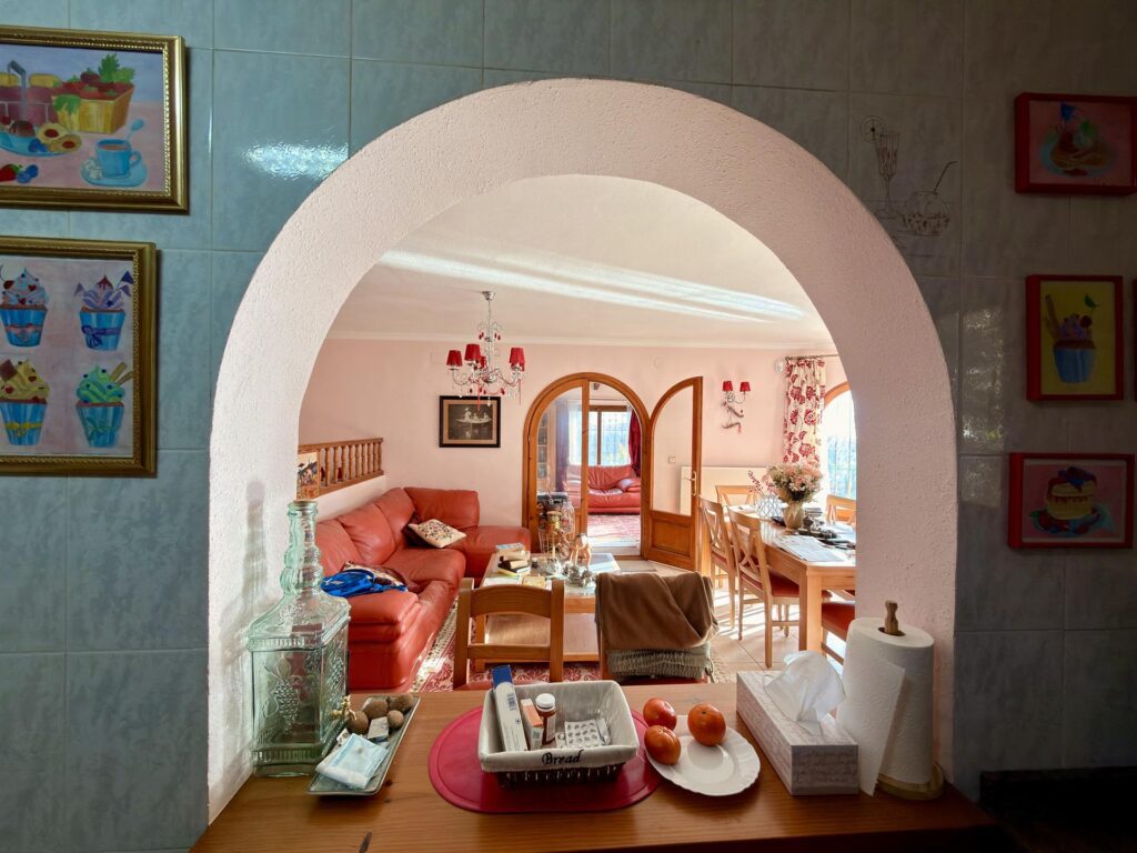 Cumbre del Sol: a Mediterranean-style villa with a swimming pool and sea views 29