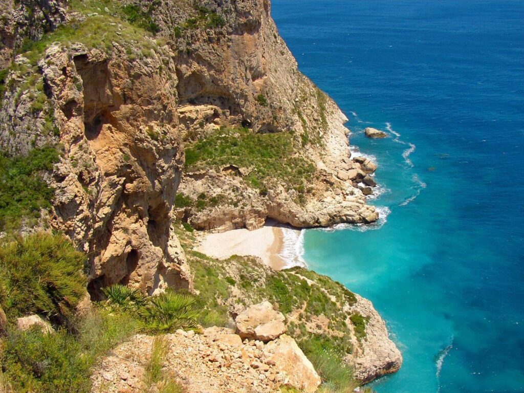 Cumbre del Sol: a spectacular villa with stunning sea views 11