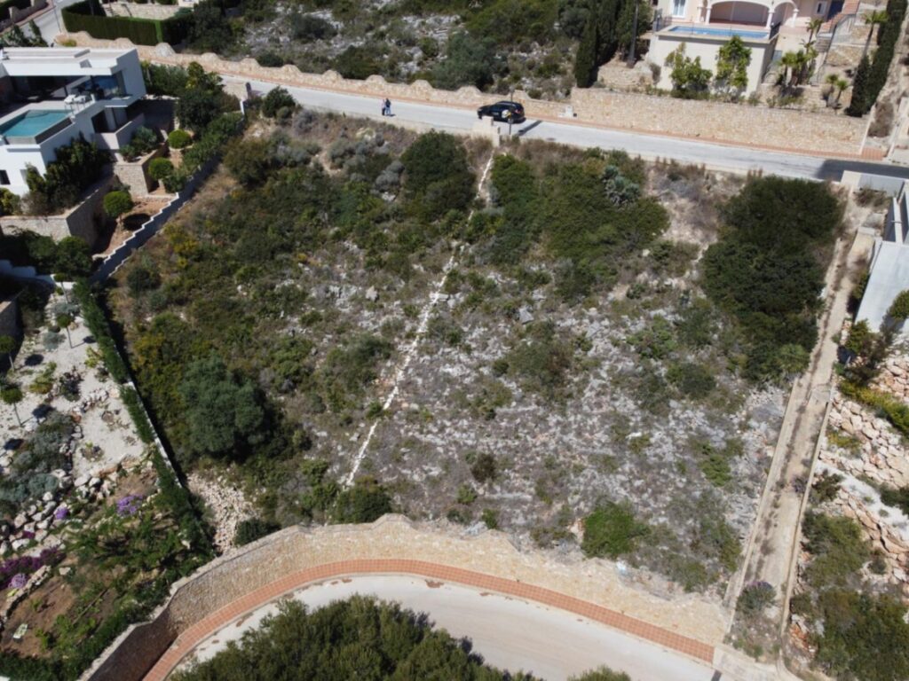 Cumbre del Sol: a new-build villa with panoramic sea views 13