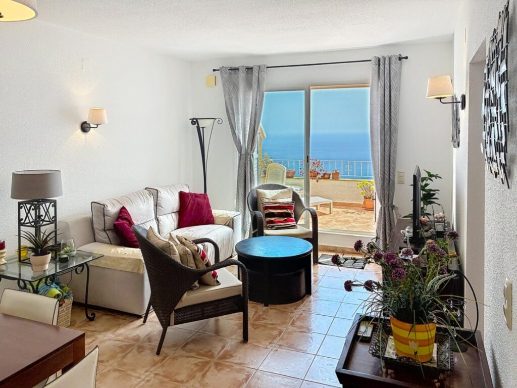 Cumbre del Sol apartment with spectacular panoramic sea views 3