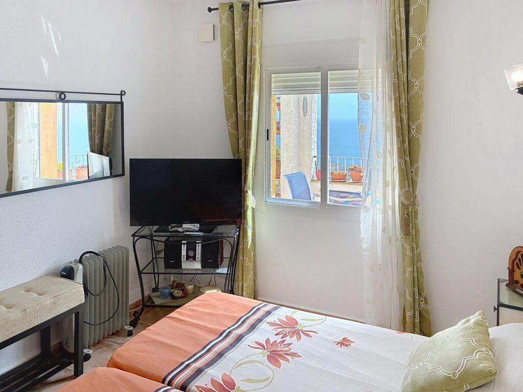 Cumbre del Sol apartment with spectacular panoramic sea views 19