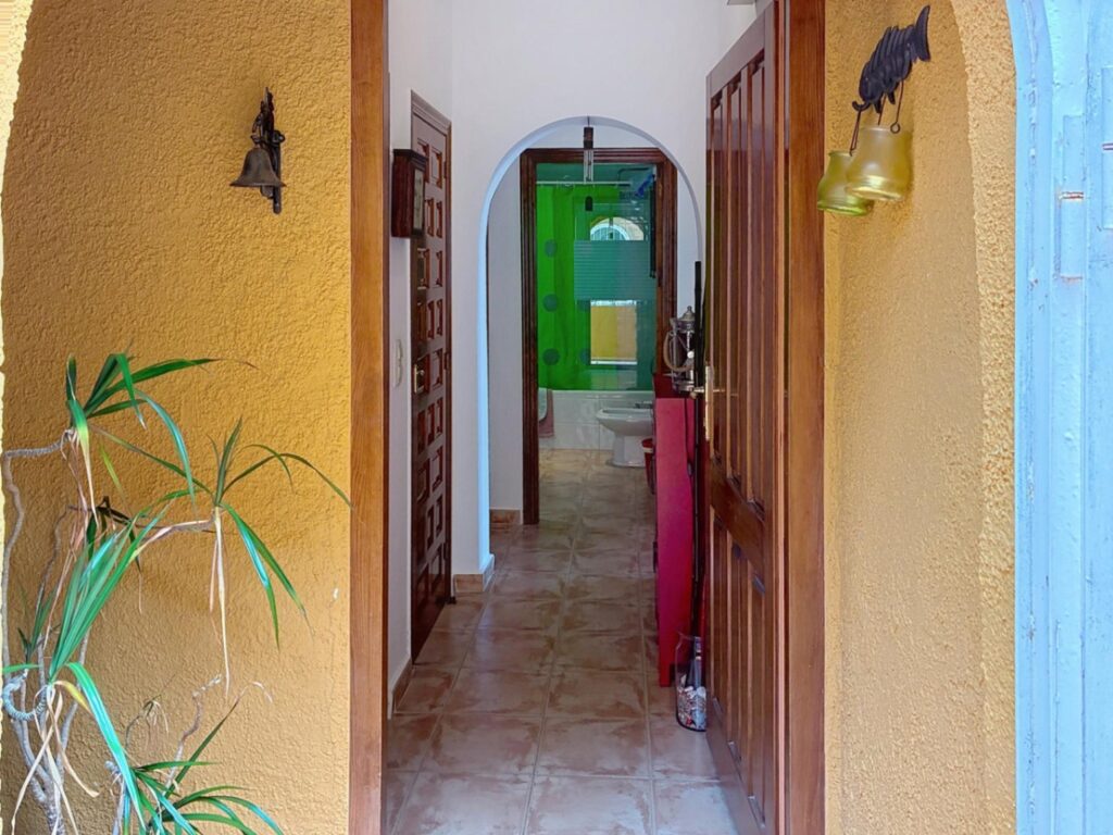 Cumbre del Sol apartment with spectacular panoramic sea views 23