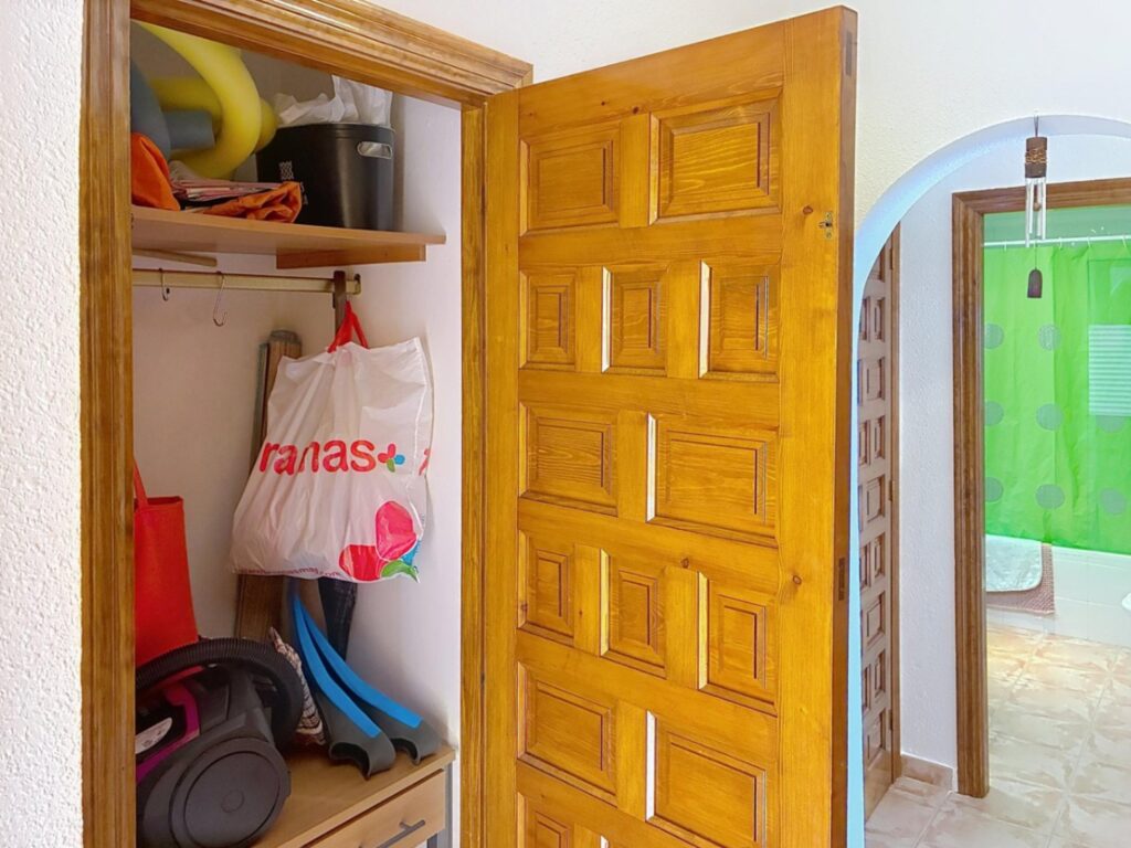 Cumbre del Sol apartment with spectacular panoramic sea views 24