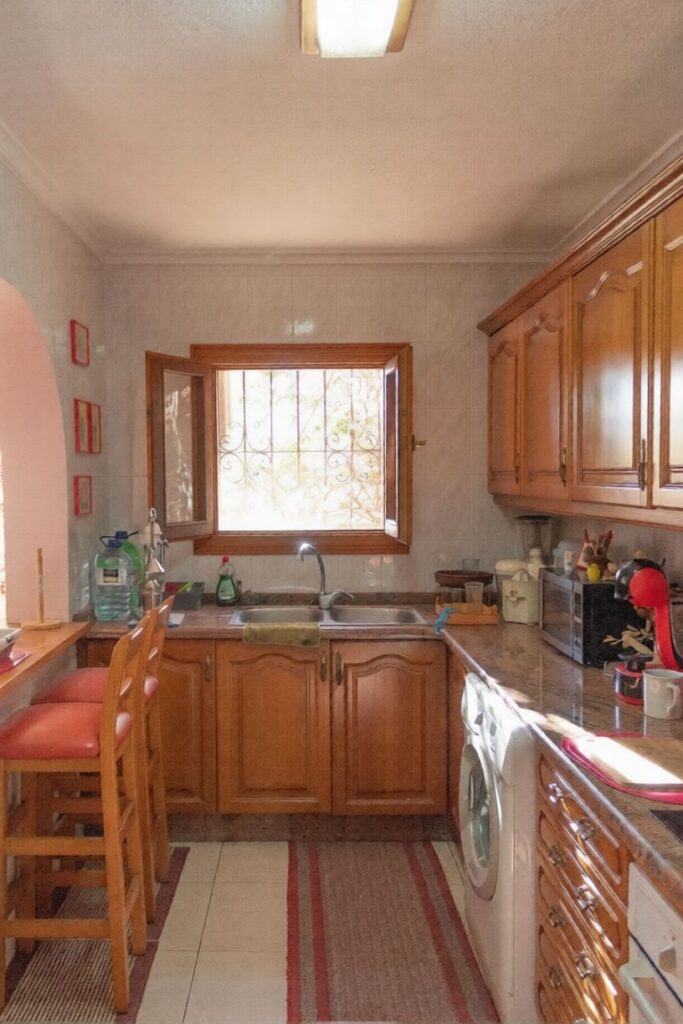 Cumbre del Sol: a Mediterranean-style villa with a swimming pool and sea views 33