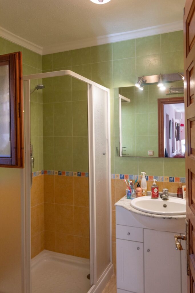 Cumbre del Sol: a Mediterranean-style villa with a swimming pool and sea views 50