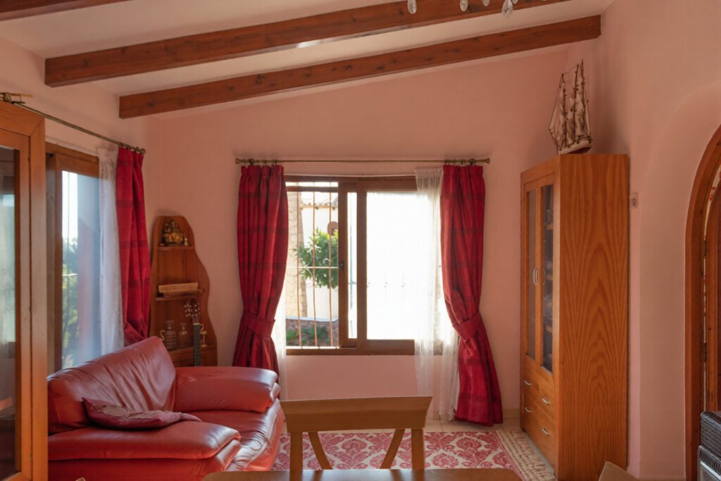 Cumbre del Sol: a Mediterranean-style villa with a swimming pool and sea views 52