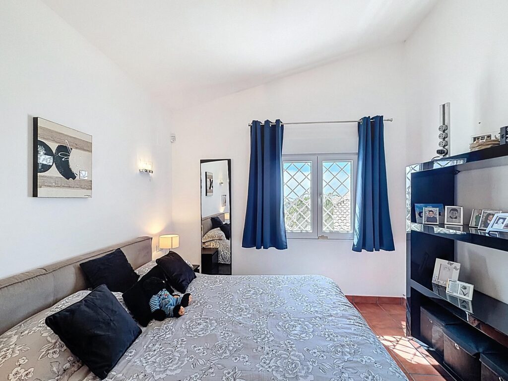 Cumbre del Sol, Luxury villa with panoramic sea views in Magnolias 26