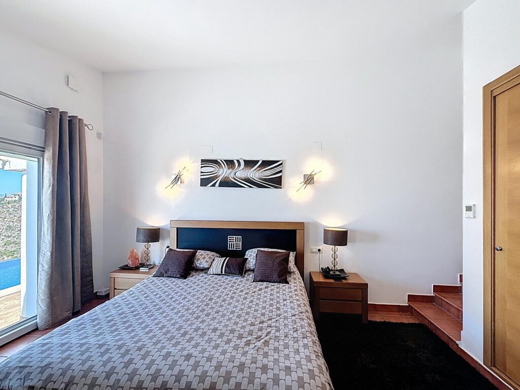 Cumbre del Sol, Luxury villa with panoramic sea views in Magnolias 32