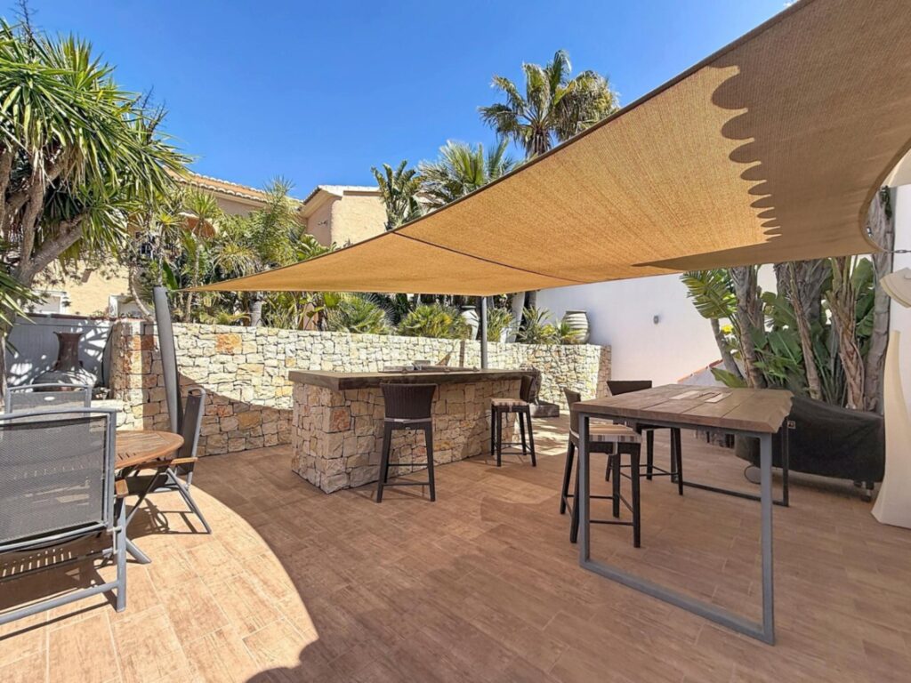 Cumbre del Sol, Luxury villa with panoramic sea views in Magnolias 51