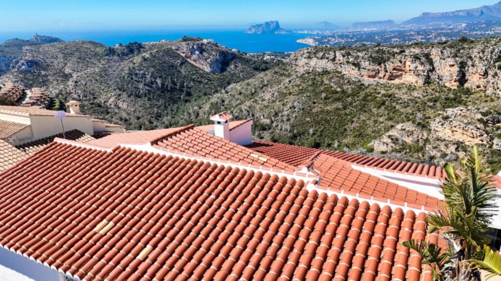 Cumbre del Sol, Luxury villa with panoramic sea views in Magnolias 65