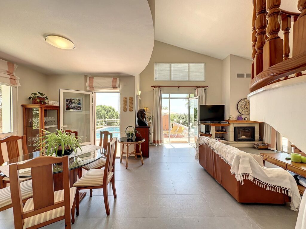 Cumbre del Sol villa with private pool close to all amenities 5