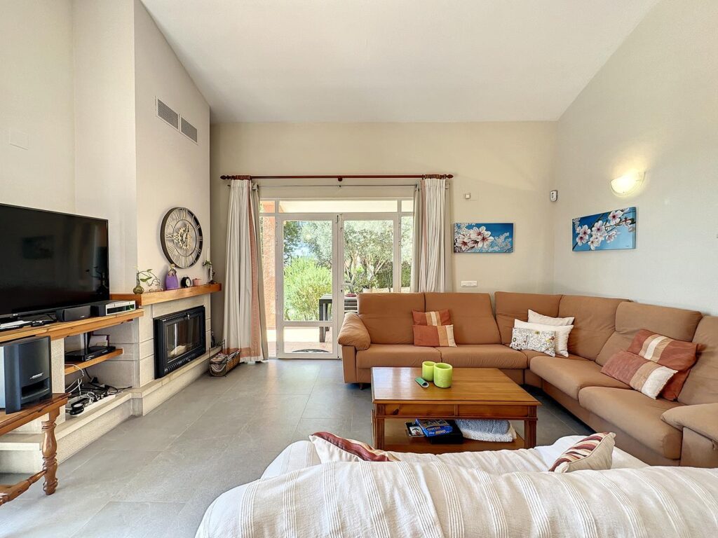 Cumbre del Sol villa with private pool close to all amenities 9