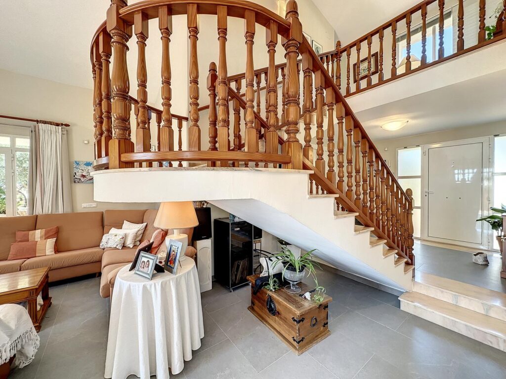 Cumbre del Sol villa with private pool close to all amenities 19