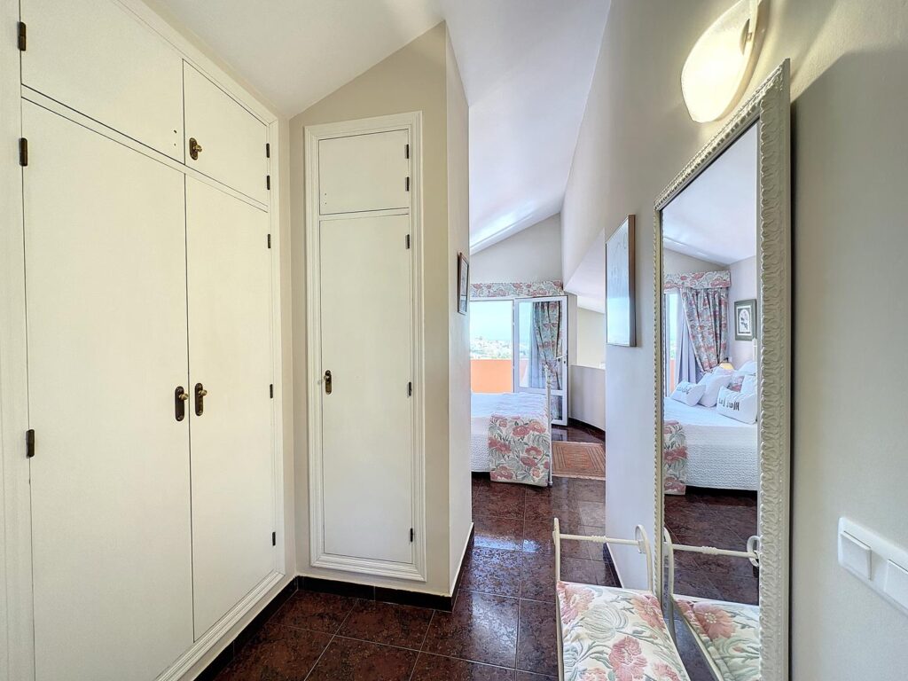 Cumbre del Sol villa with private pool close to all amenities 22