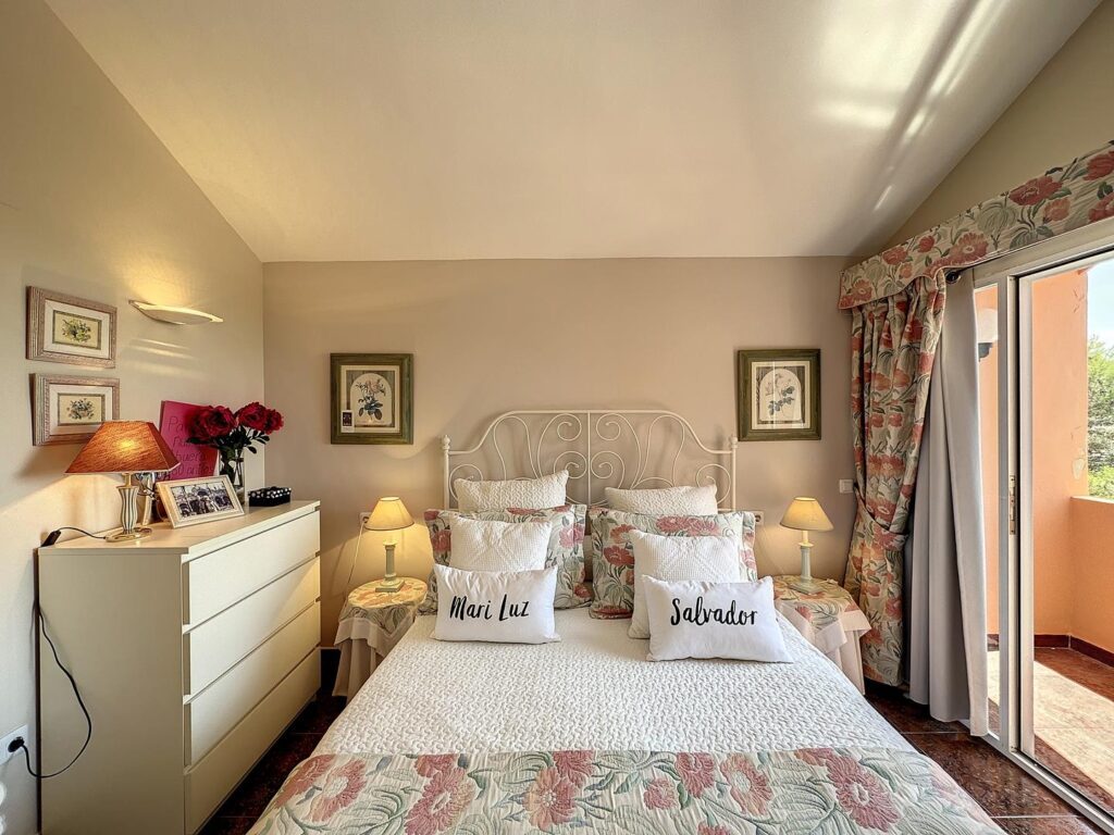 Cumbre del Sol villa with private pool close to all amenities 24