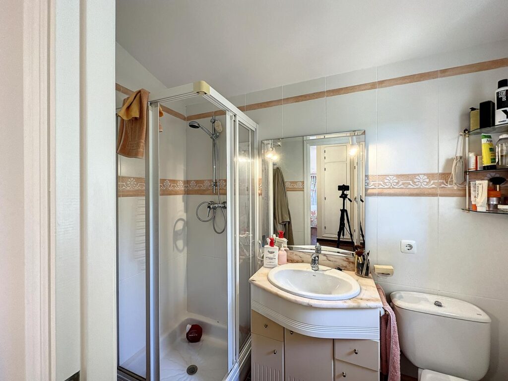 Cumbre del Sol villa with private pool close to all amenities 29