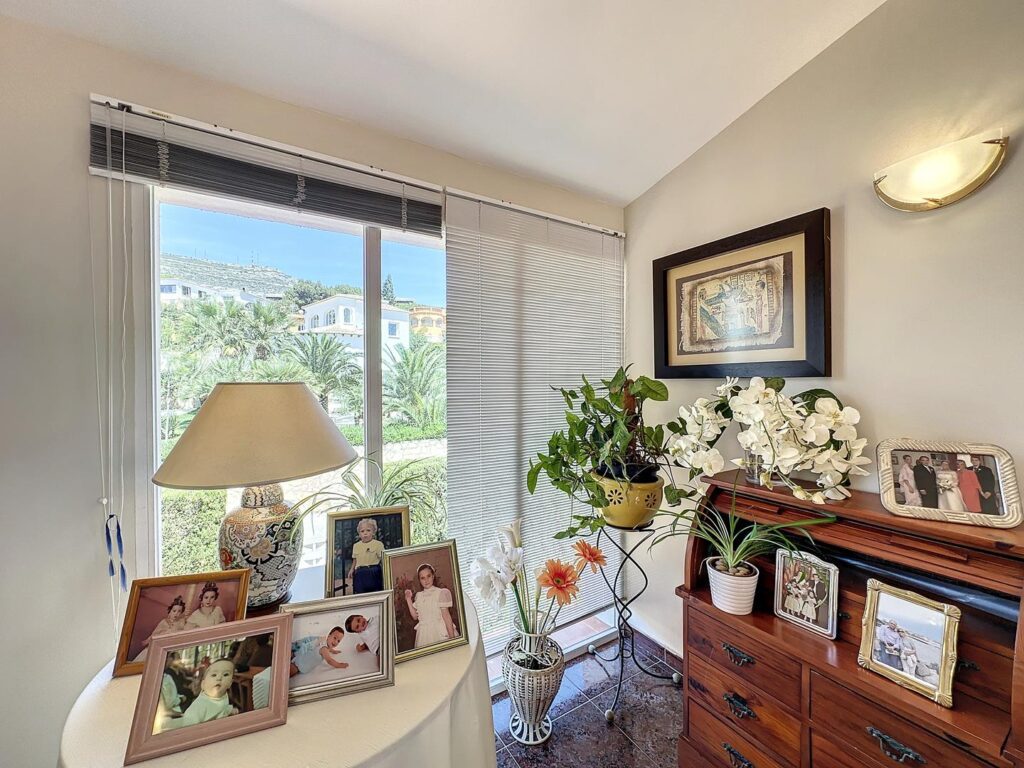 Cumbre del Sol villa with private pool close to all amenities 30